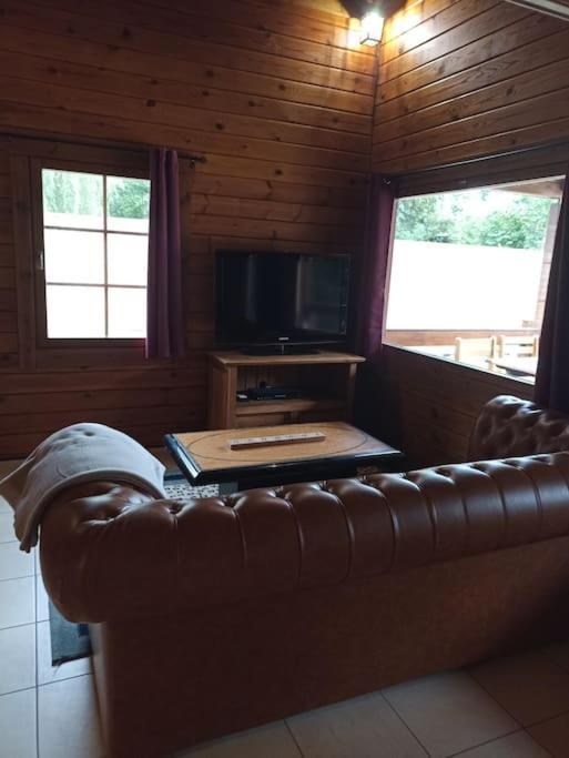 Chalet A La Campagne Bury  Zewnętrze zdjęcie